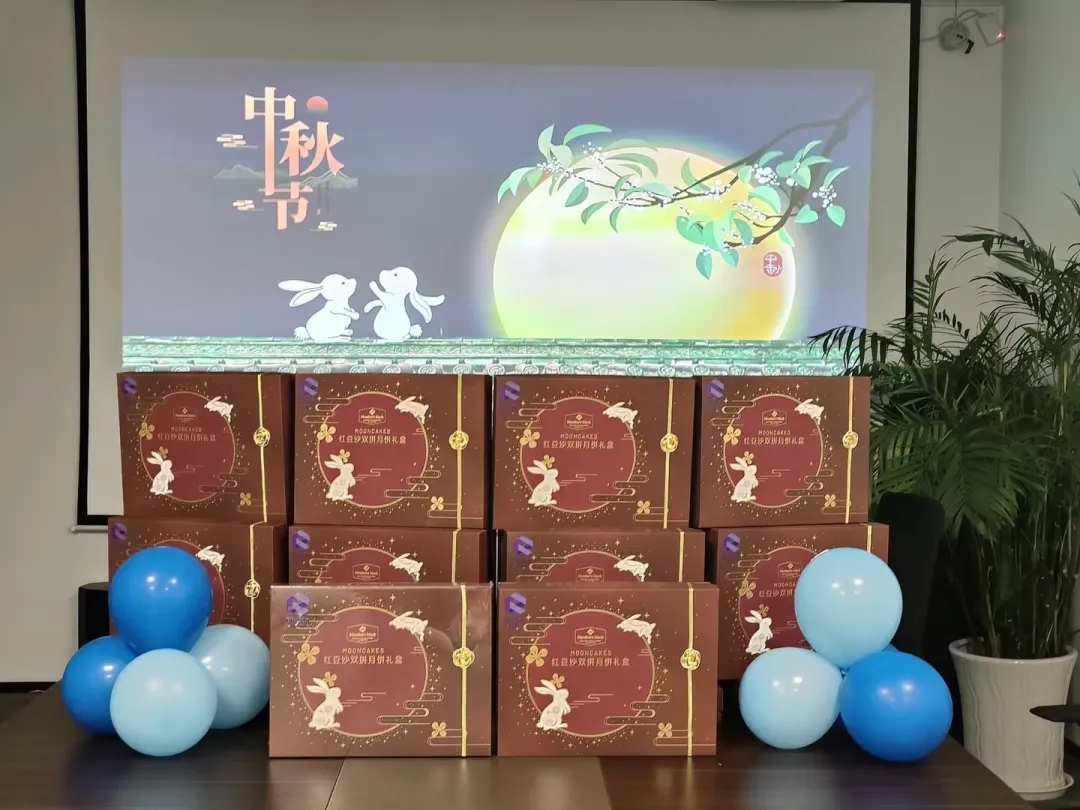 <a href=http://m.pannapz.cn/ target=_blank class=infotextkey>裕興木蘭</a>祝大家節日快樂